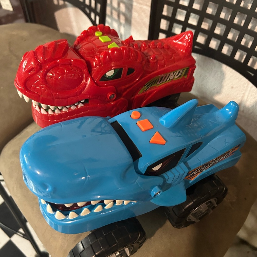 2 monster trucks